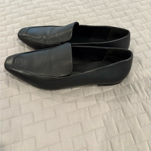 Vince Shoes - Vince Women's Black Leather Loafers